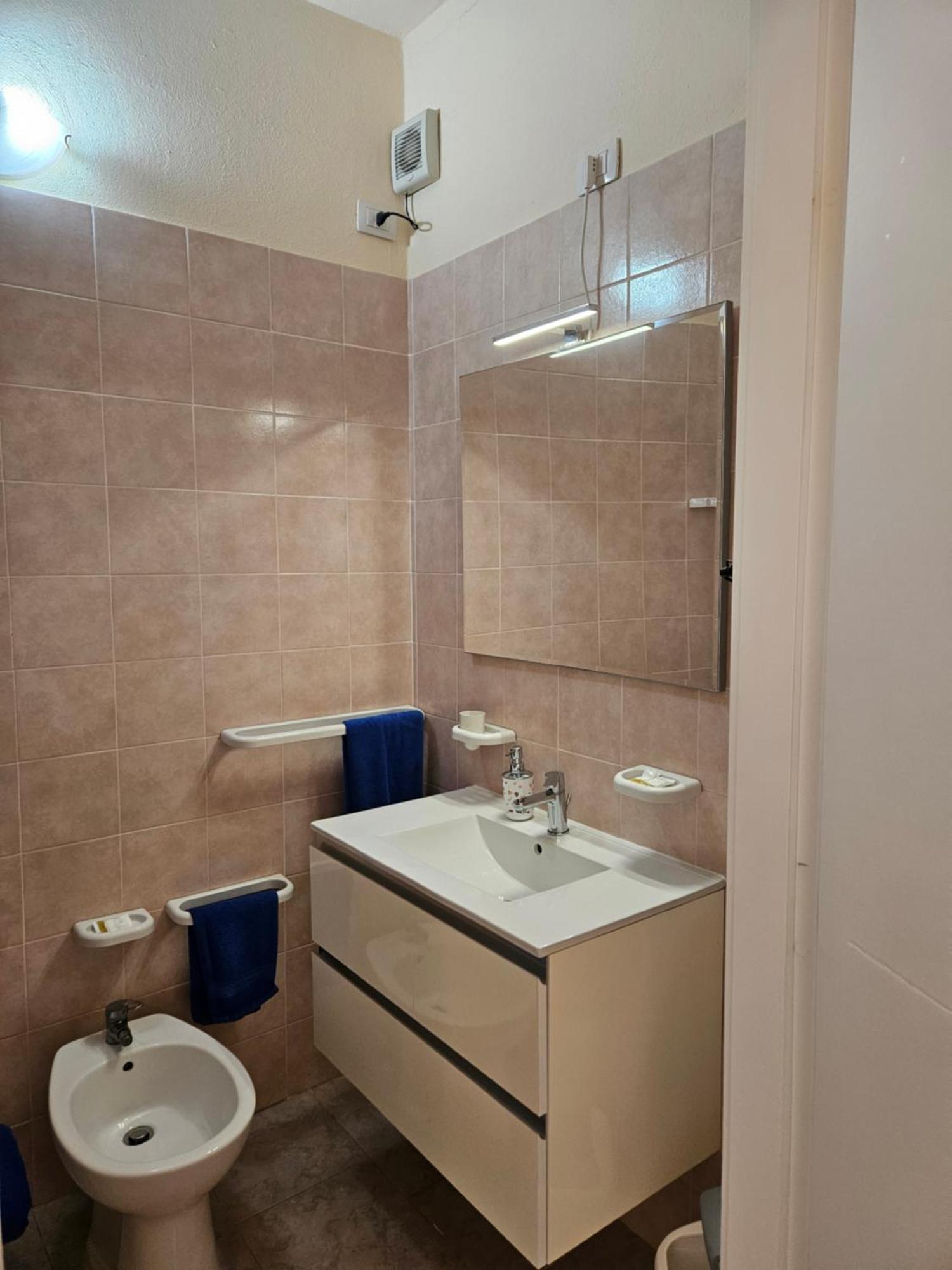 La Rosa Dei Venti B&B Chia Ngoại thất bức ảnh