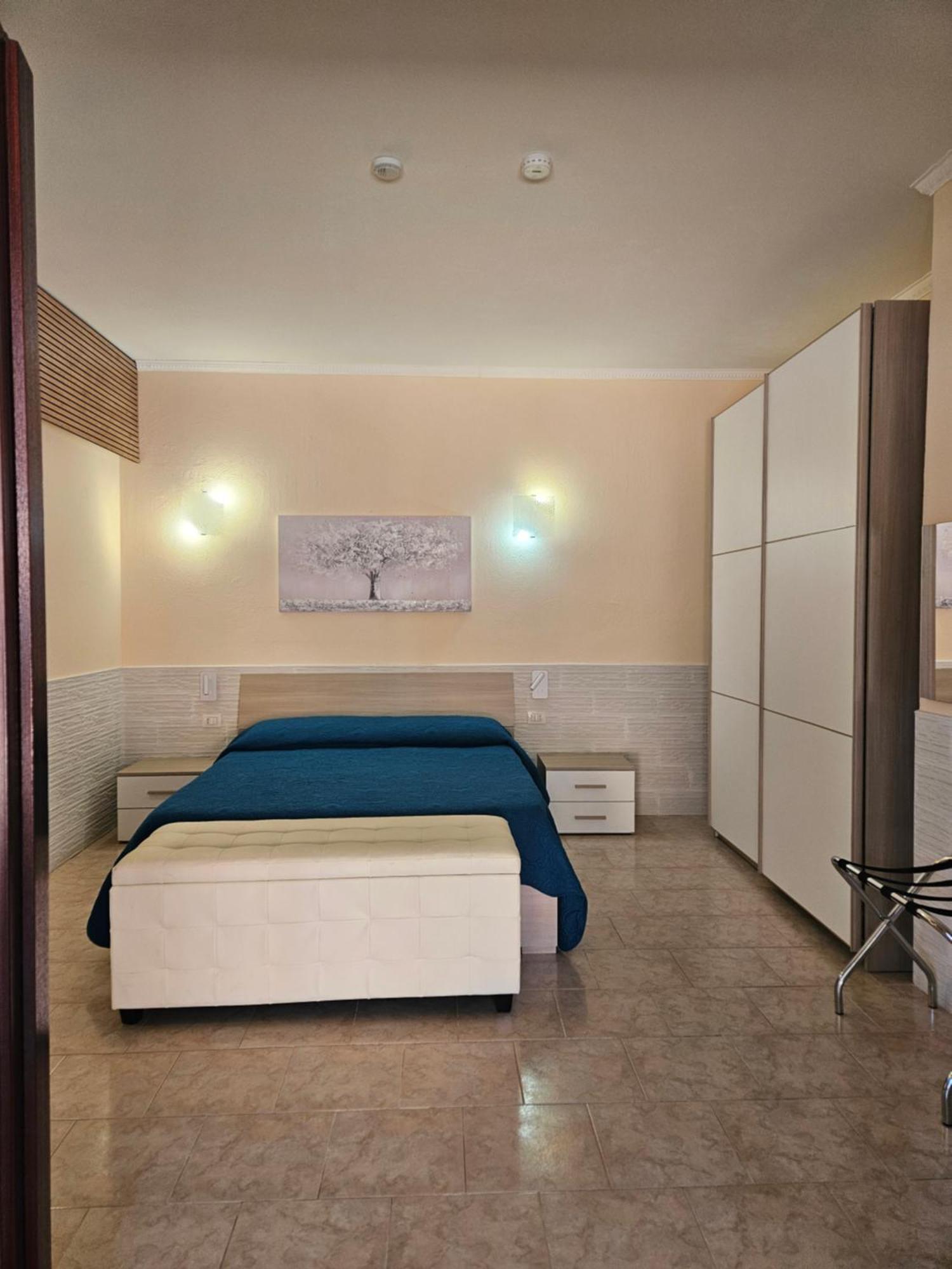 La Rosa Dei Venti B&B Chia Ngoại thất bức ảnh